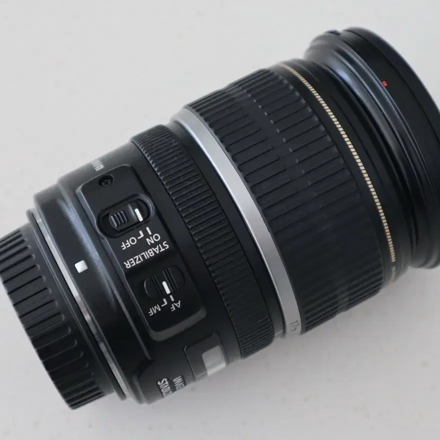 캐논 EF-S 17-55mm F2.8 IS USM (축복렌즈)