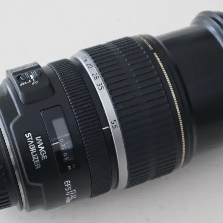 캐논 EF-S 17-55mm F2.8 IS USM (축복렌즈)