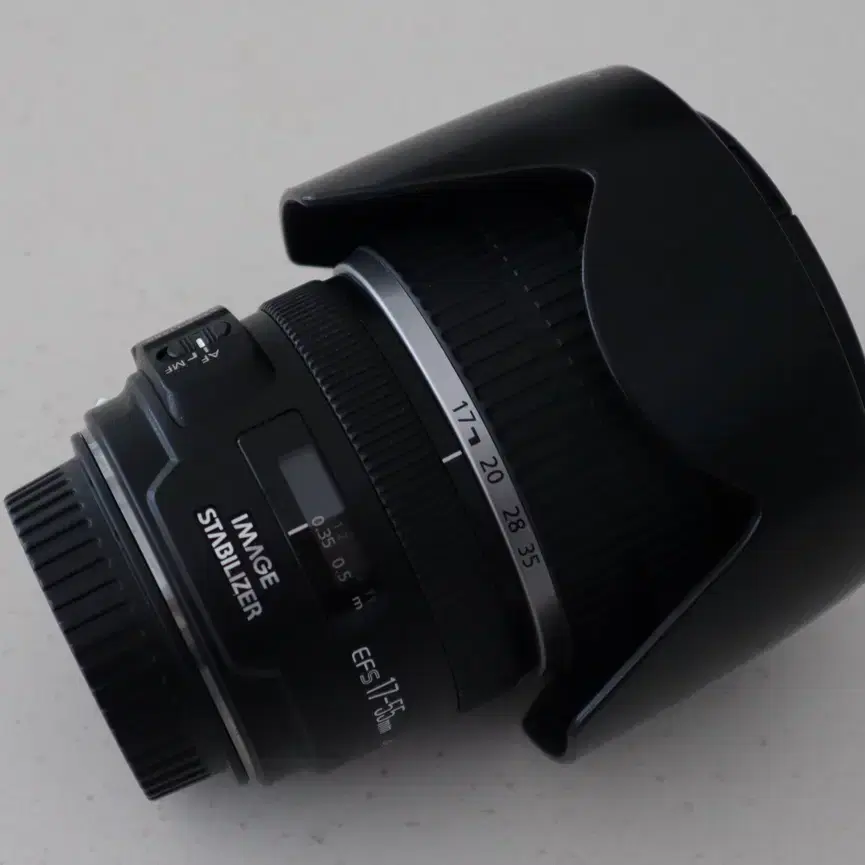 캐논 EF-S 17-55mm F2.8 IS USM (축복렌즈)