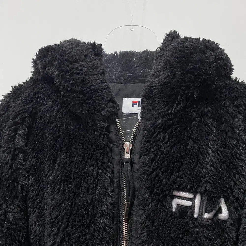 FILA 루즈핏 쉐르파 후드 자켓 95 24120107