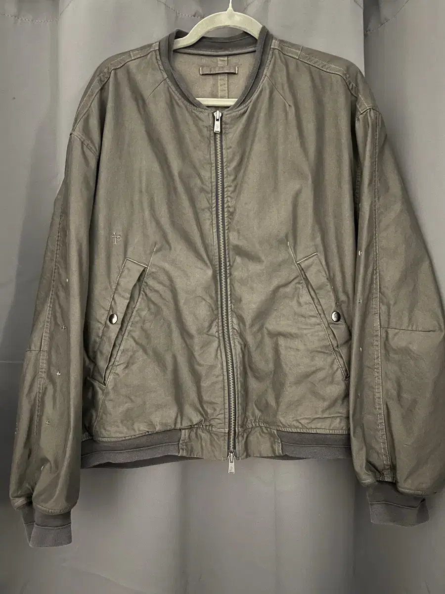 폴리테루 Light MA-1 Bomber Deep Beige