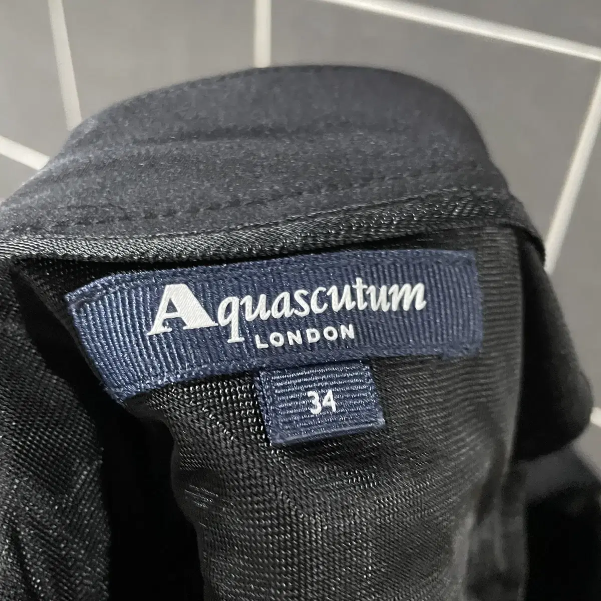 Aquascutum 아쿠아스큐텀 나일론팬츠