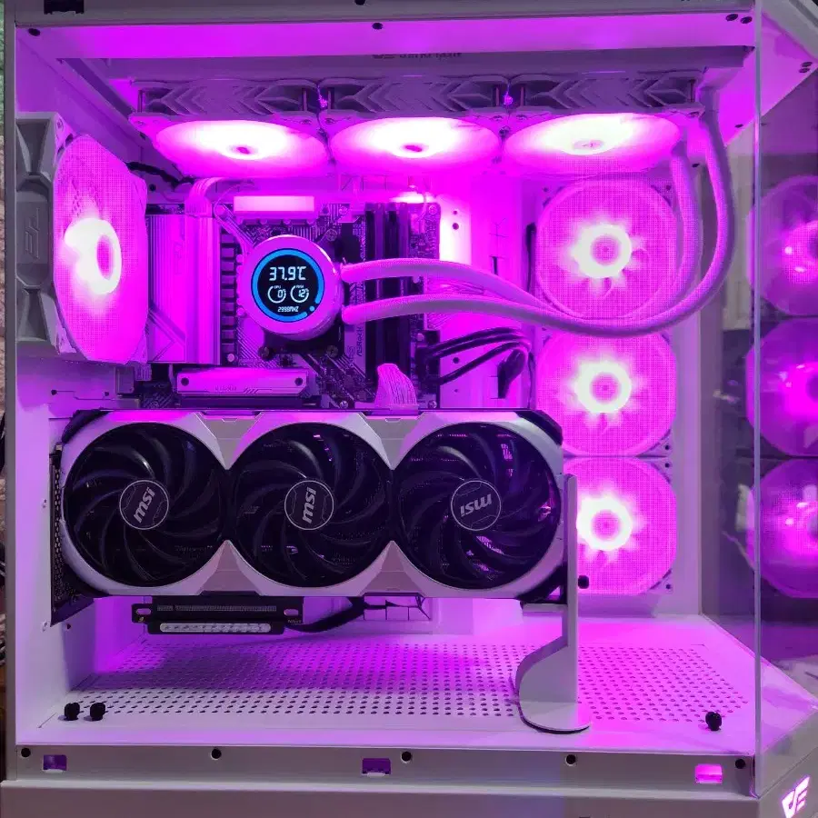 고성능 컴퓨터 ( 9800X3D RTX4080SUPER ) PC