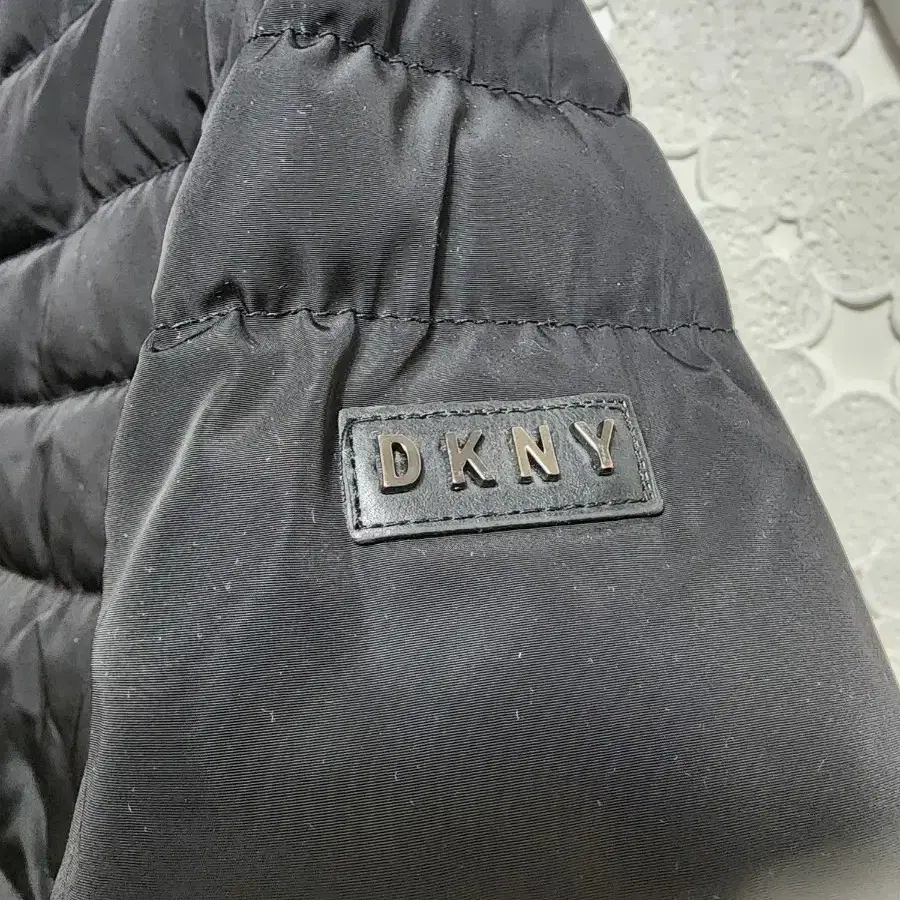 DKNY 패딩 여성xs