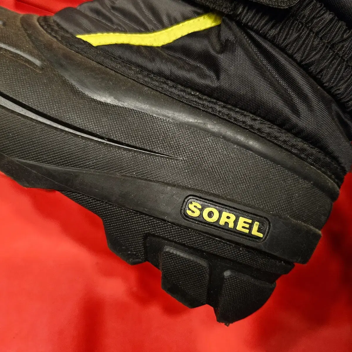 (거의새상품) 소렐(SOREL) 패딩 스트랩 부츠 35size