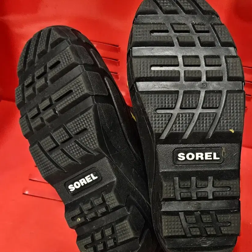 (거의새상품) 소렐(SOREL) 패딩 스트랩 부츠 35size