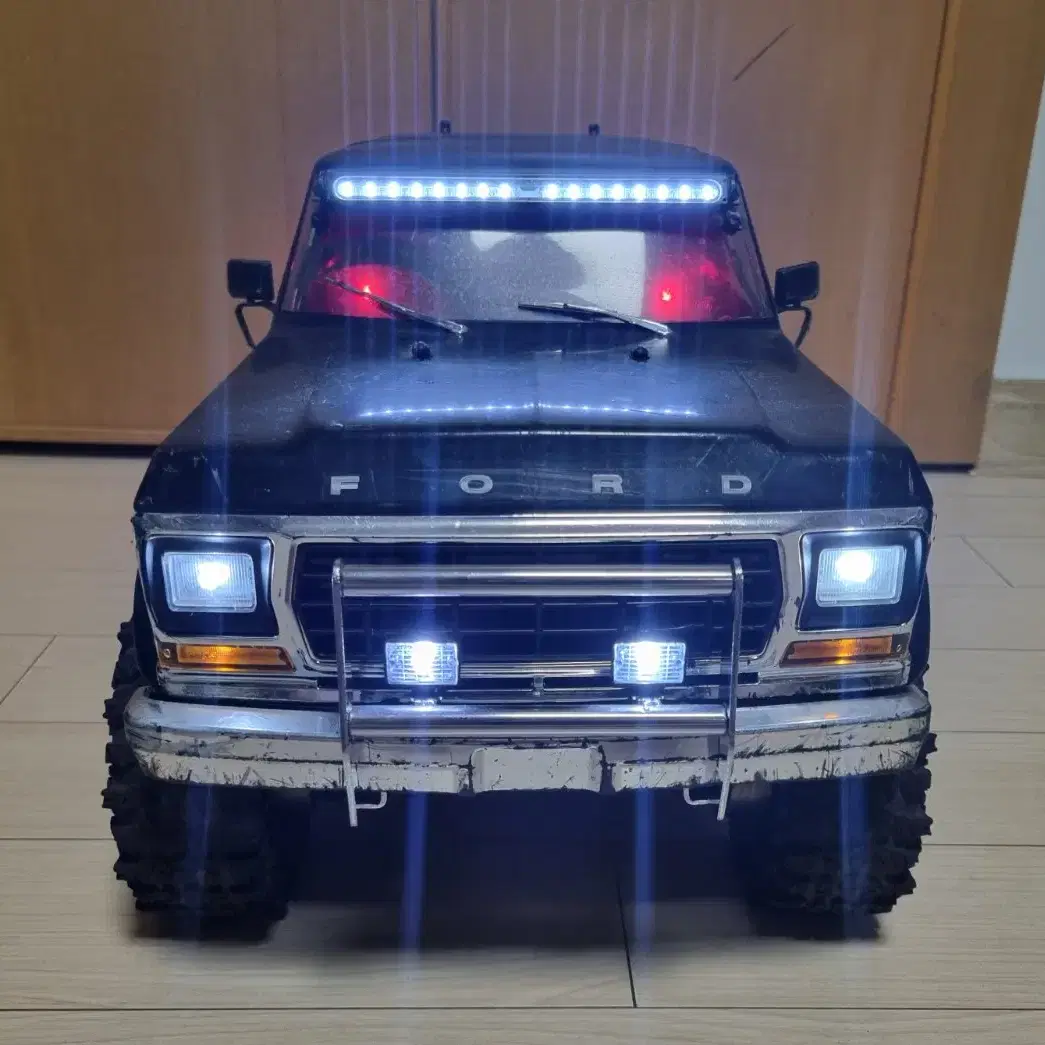 [RC카]TRX4 브롱코 4WD 풀led 트라이얼 루비콘 디펜더 알씨카