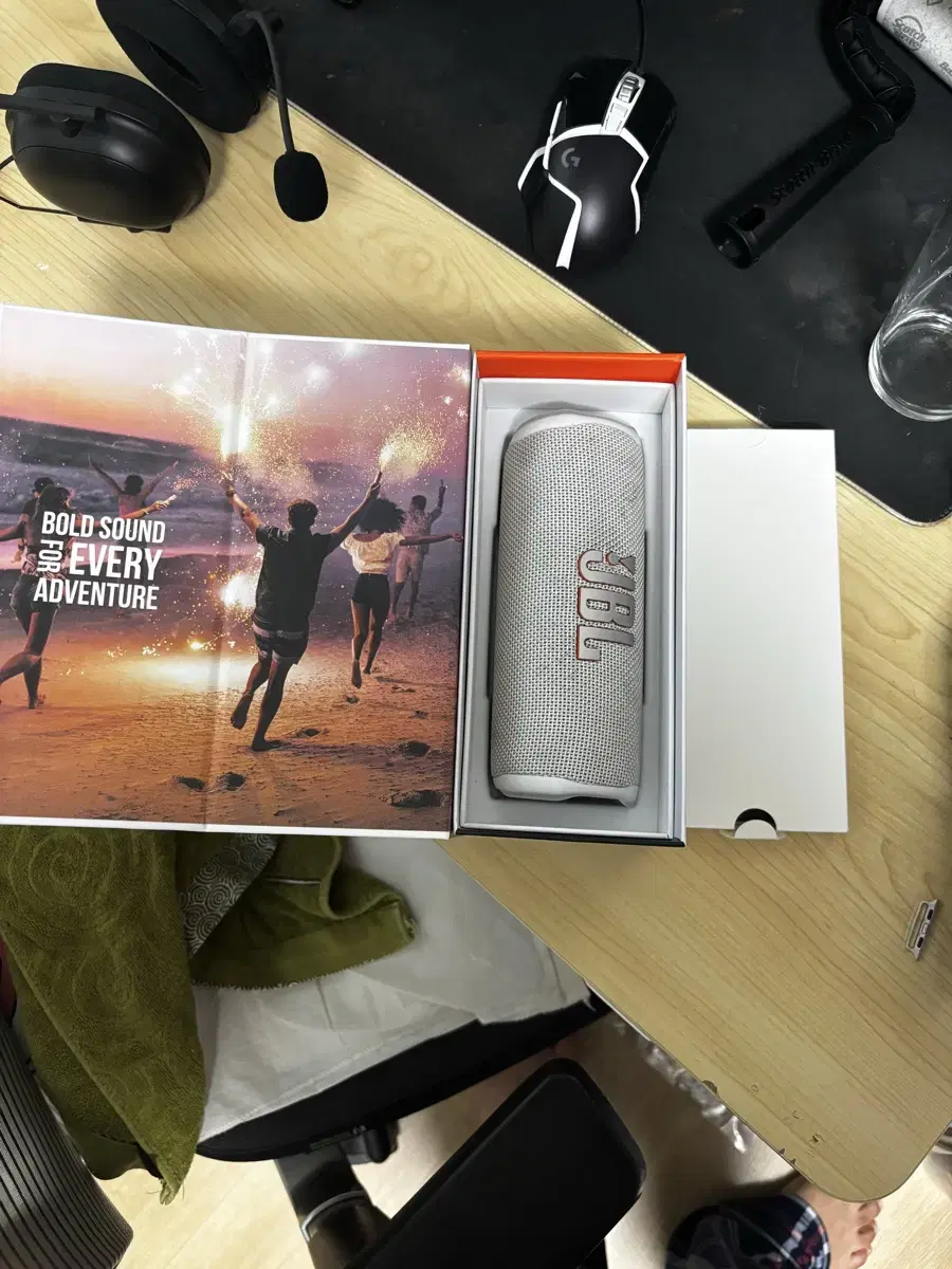 JBL flip6 스피커 풀박스 흰색 판매합니다