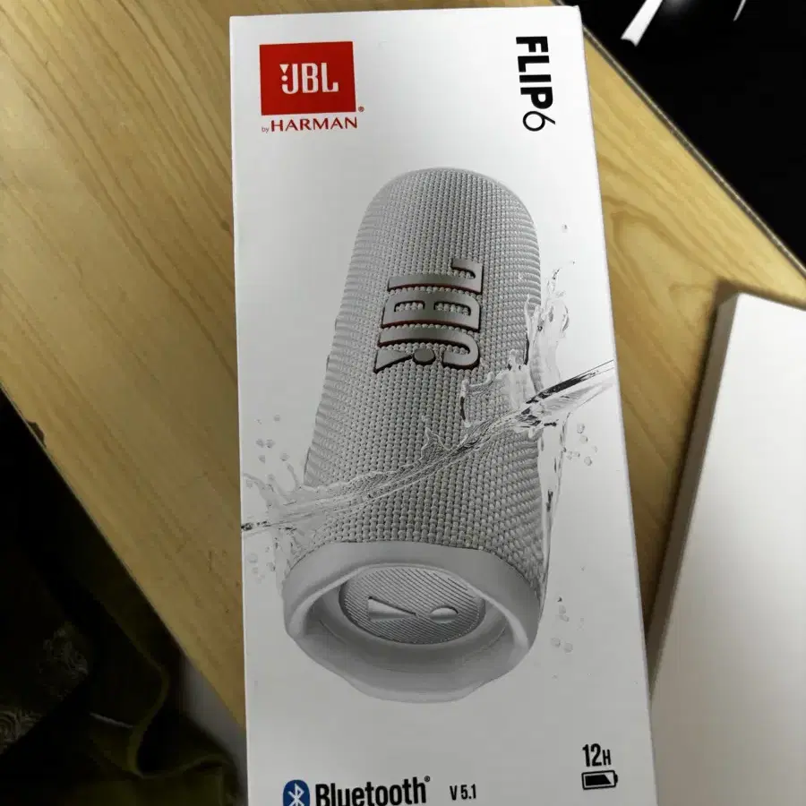 JBL flip6 스피커 풀박스 흰색 판매합니다