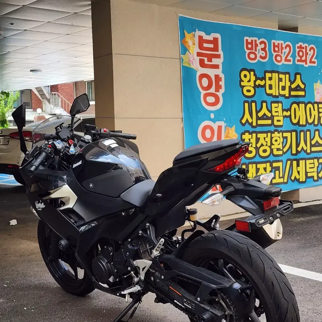 21년식 가와사키 닌자400 블랙 팝니다