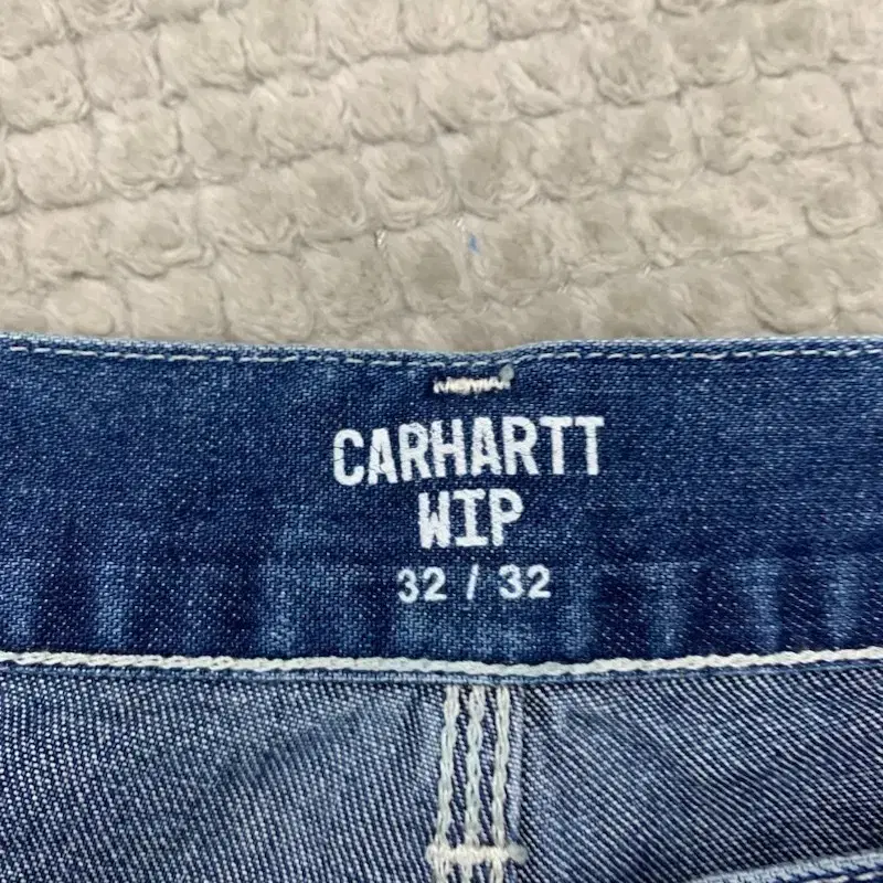 32 / 32 CARHARTT 칼하트 청바지 A00477