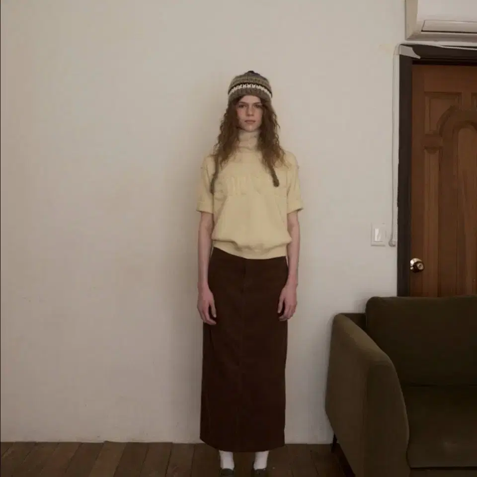 [스무스무드] Brynn Brown Corduroy Skirt