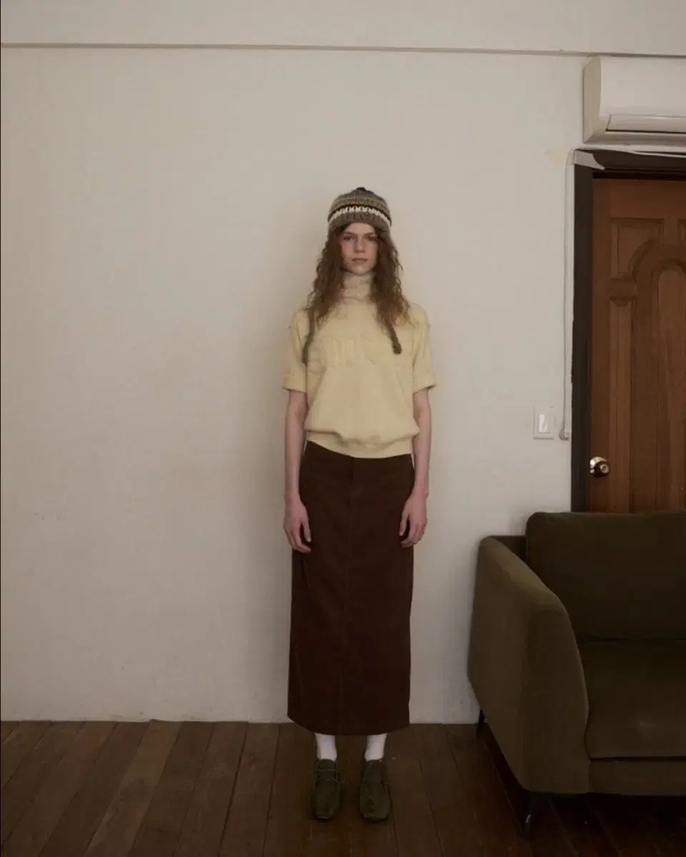 [스무스무드] Brynn Brown Corduroy Skirt