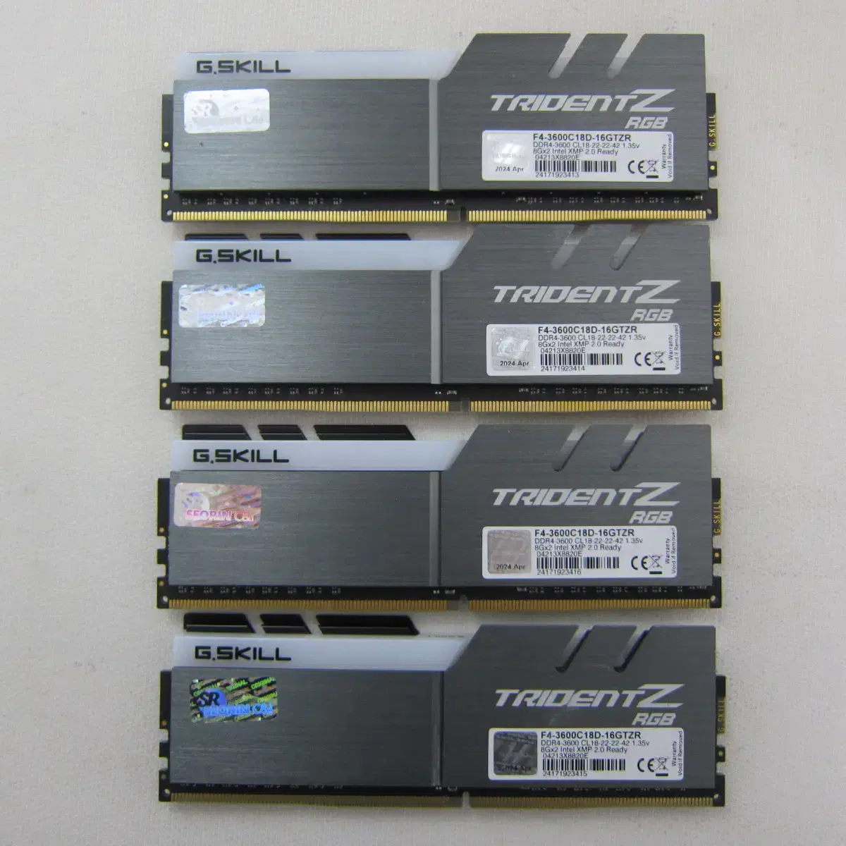 지스킬 DDR4-3600 TRIDENT Z RGB 32G(8Gx4)