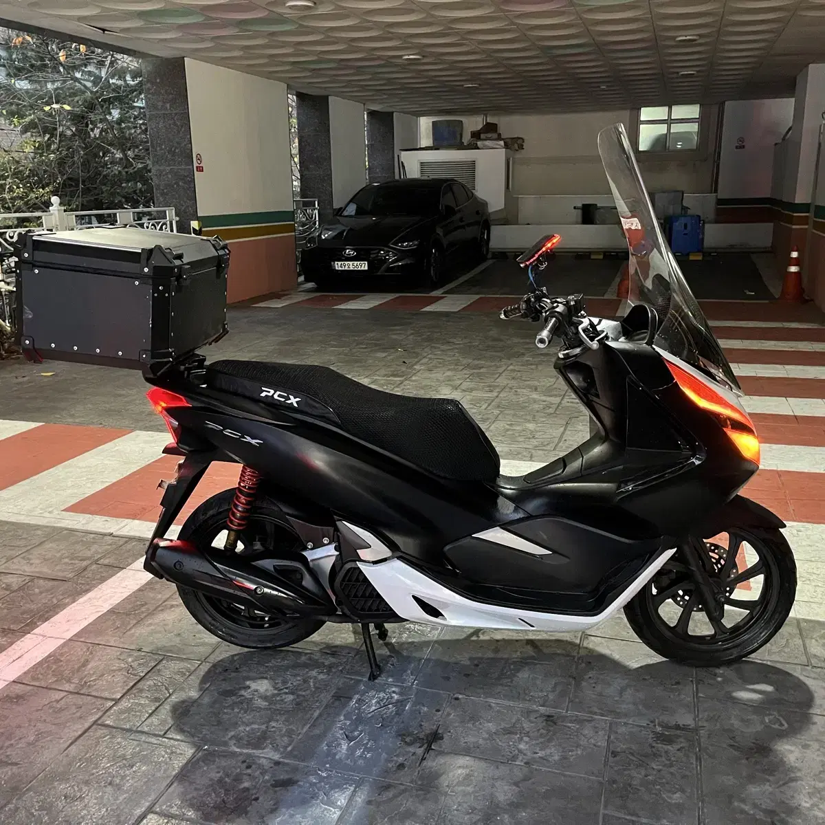 2020년형 PCX125 깔끔한셋팅 145만원 팝니다