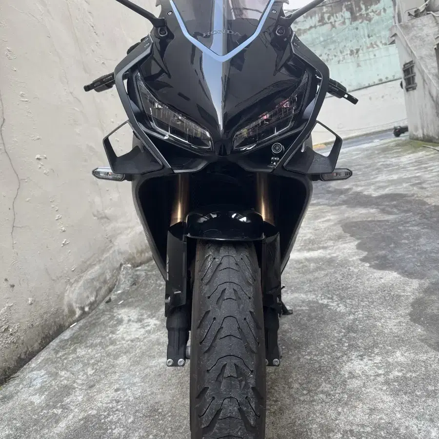 CBR650R 블랙 풀배기 대전