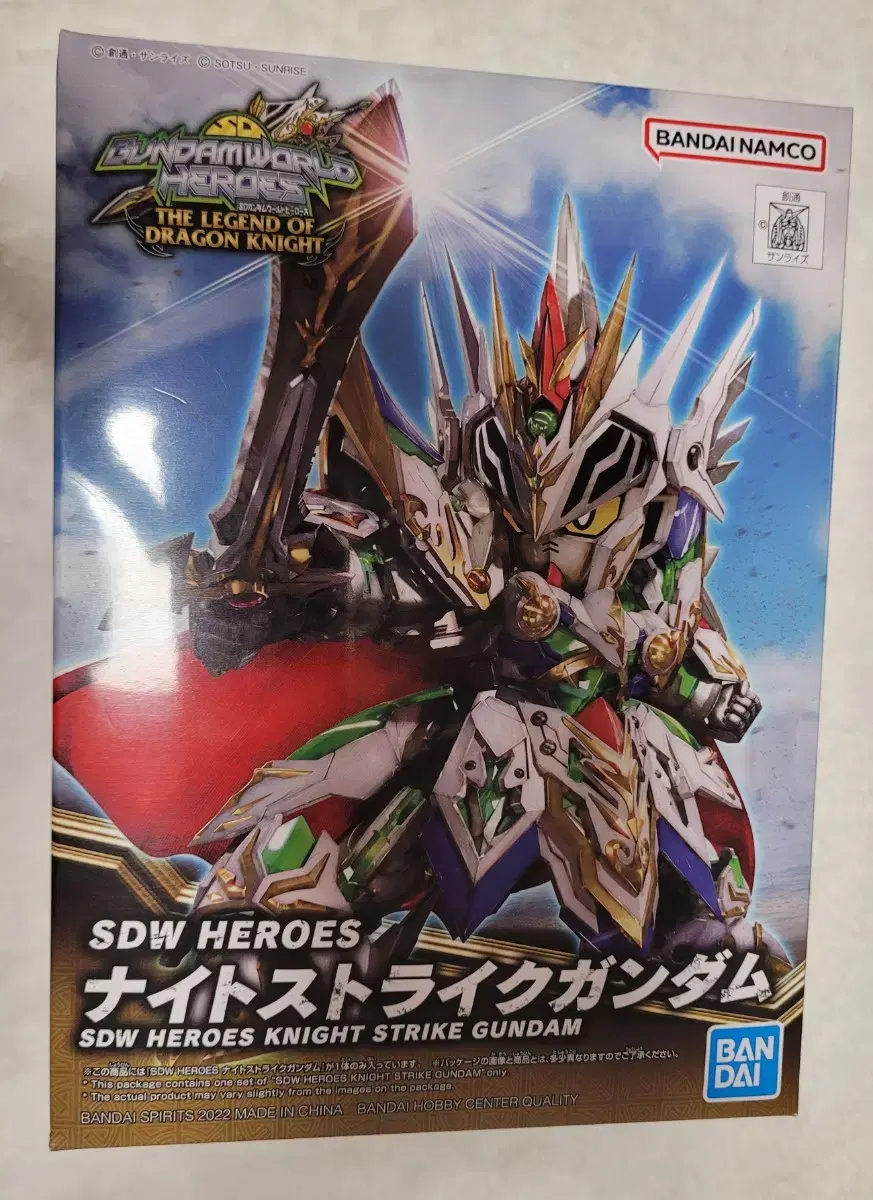 SD Gundam World Heroes Night Strike Gundam