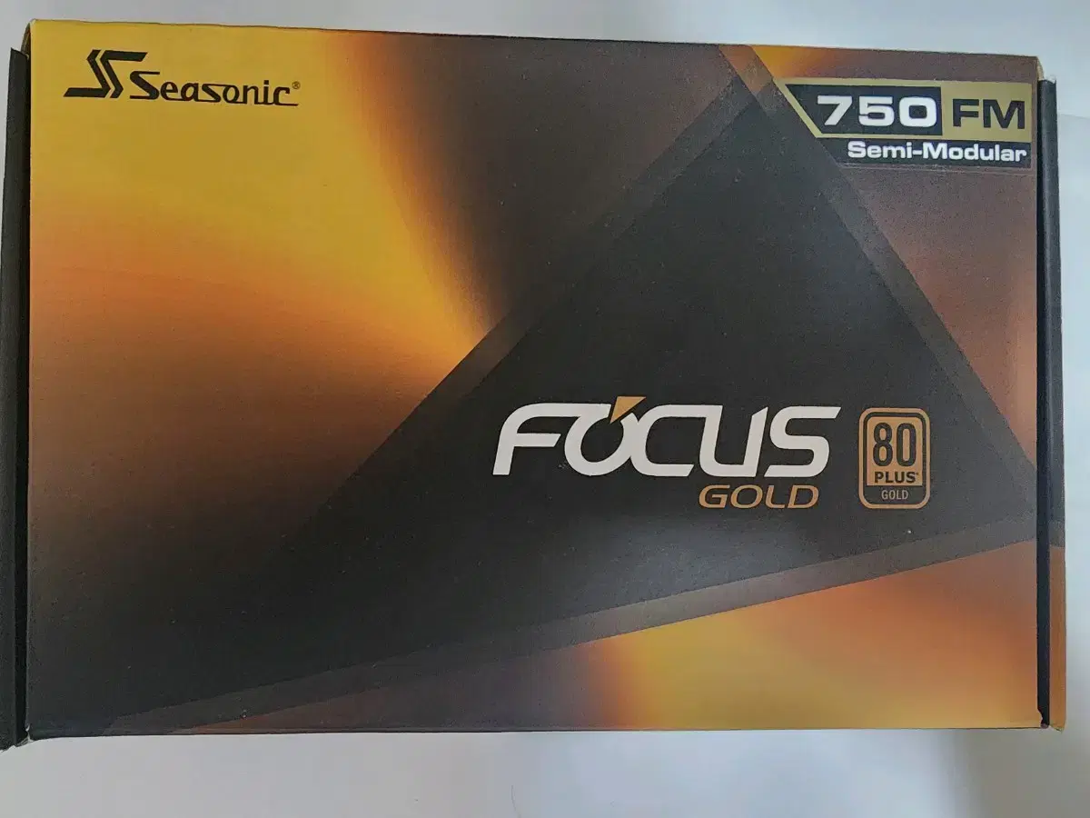 시소닉 750W 80PLUS GOLD (SSR-750FM) 판매합니다.