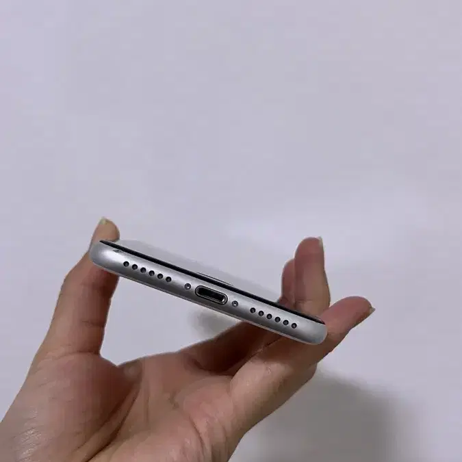 아이폰se2 64Gb 화이트