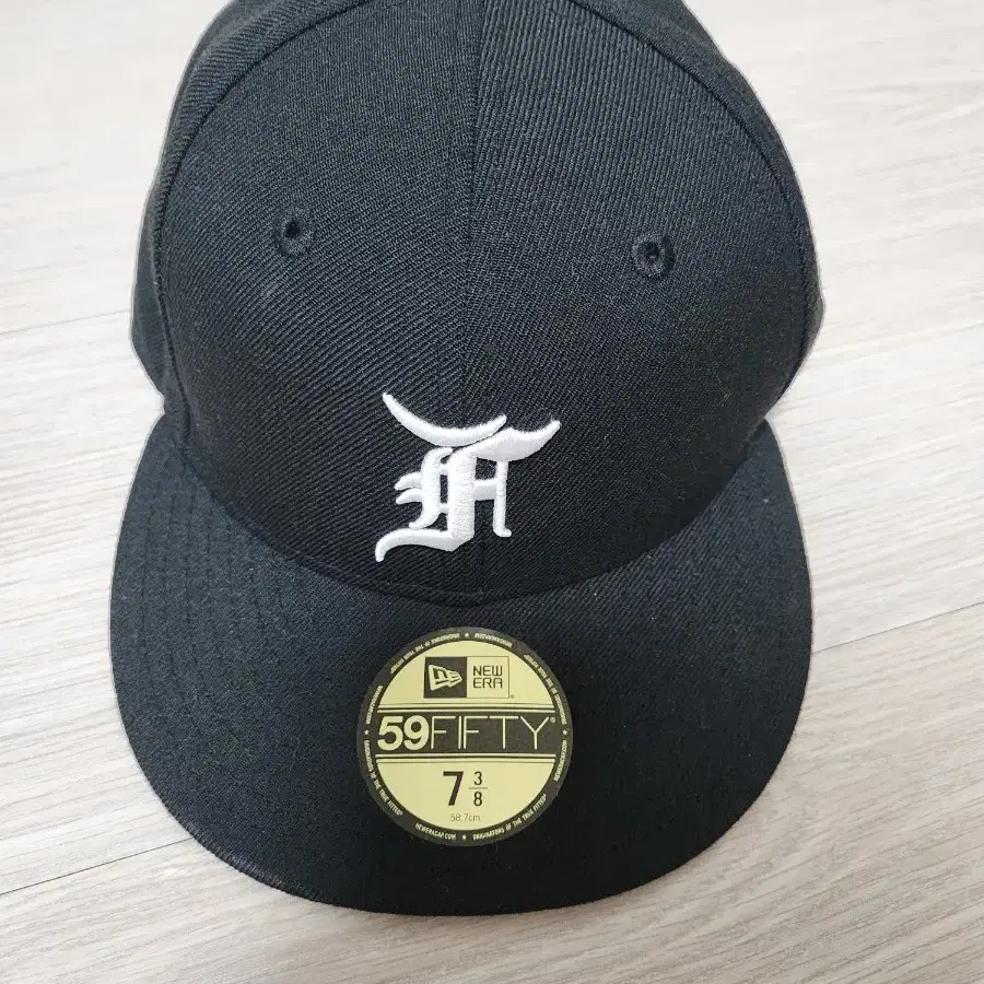 뉴에라 X 피어오브갓 59FIFTY 모자