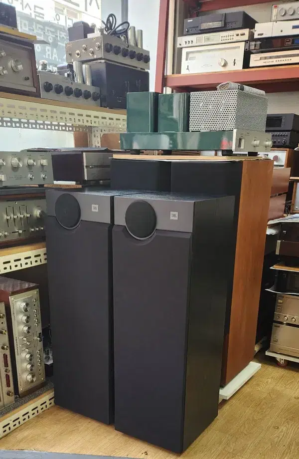 보기드문 JBL HP88F 스피커