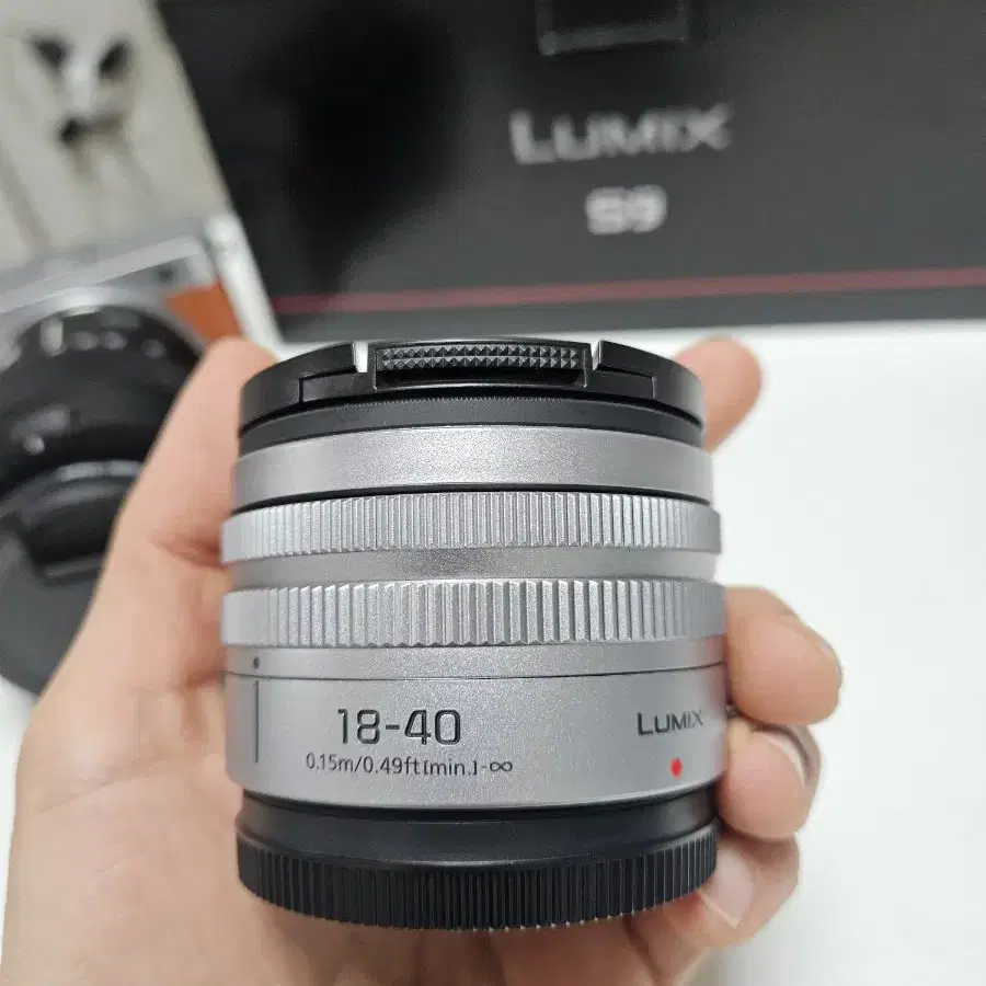 파나소닉 루믹스 S 18-40mm 실버 렌즈