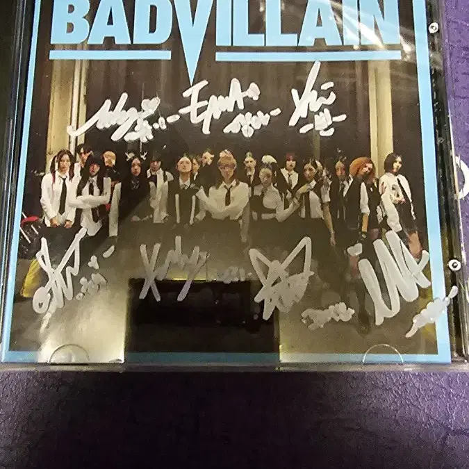 배드빌런 BADVILLAIN 비매 싸인시디