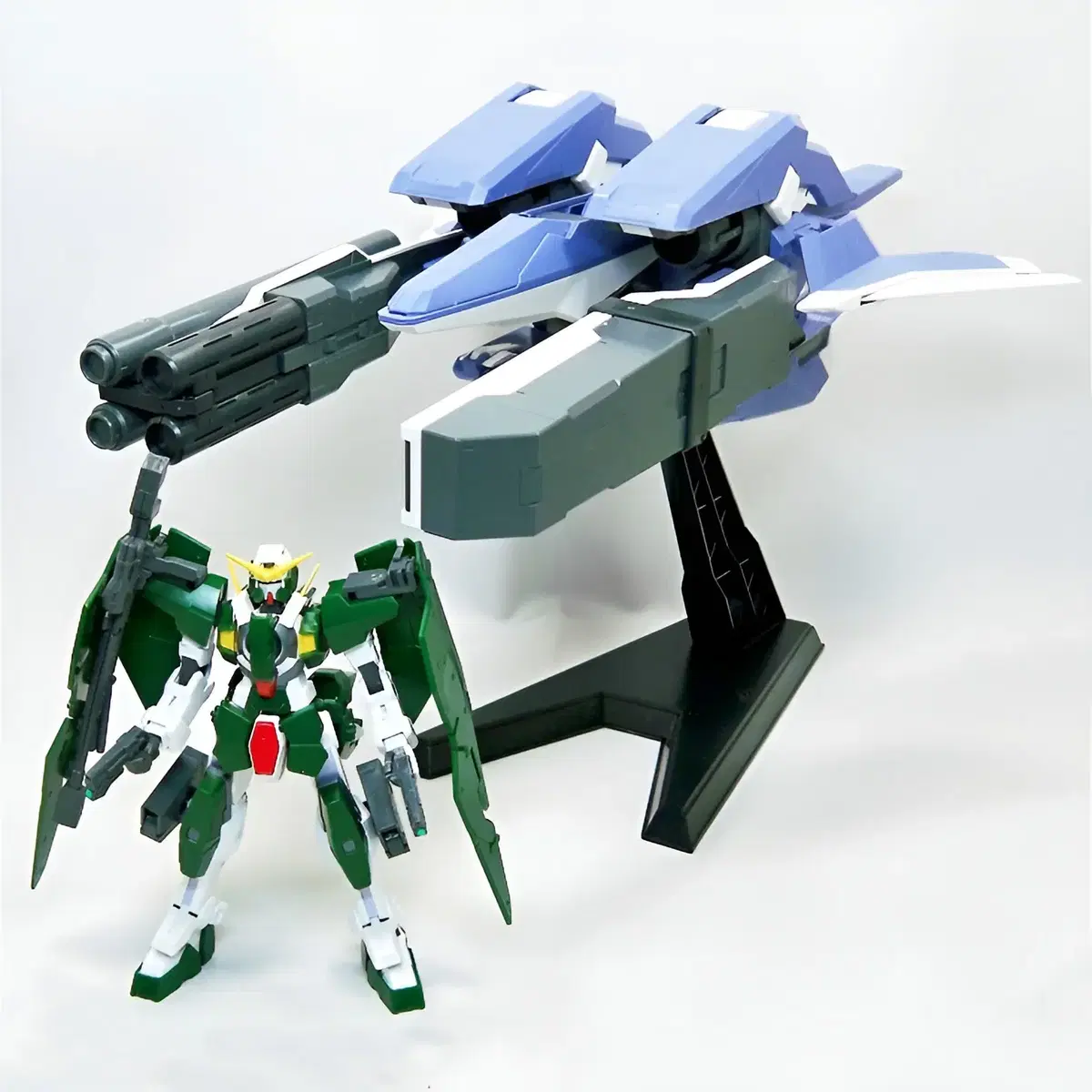 고고 HG21-OO 1/144 GN암즈 타입 D+건담 듀나메스