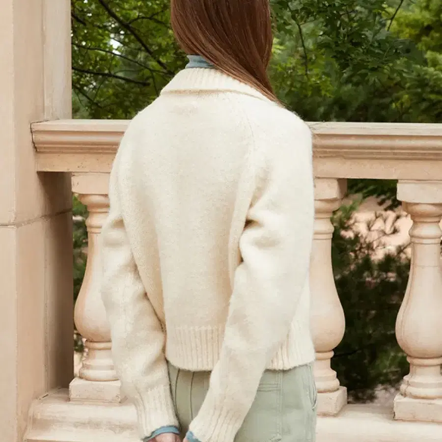 마리떼 W HAIRY ZIPUP CARDIGAN Cream