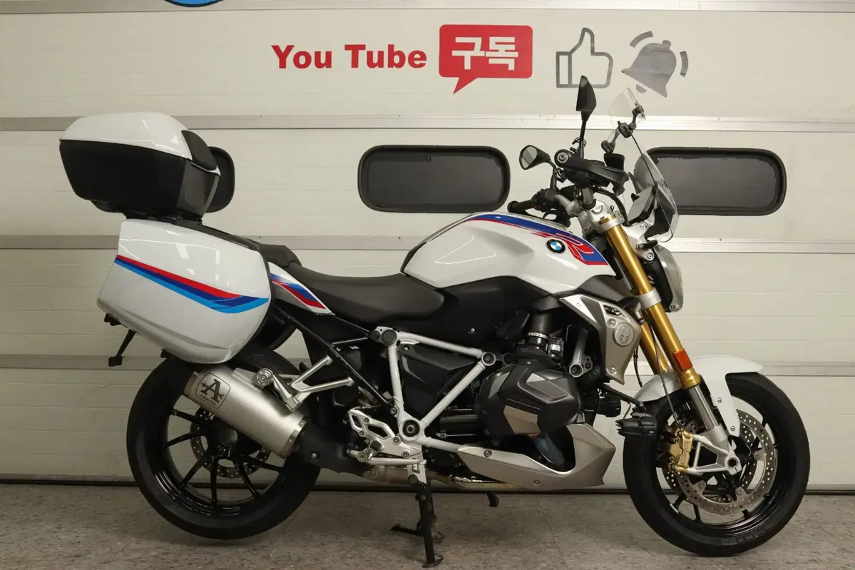 [시즌오프특가] 21년식 BMW R1250R 병적관리 차량 판매/대차