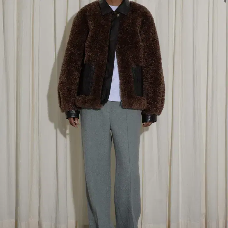 엔오르 LEATHER COLORED FUR JACKET