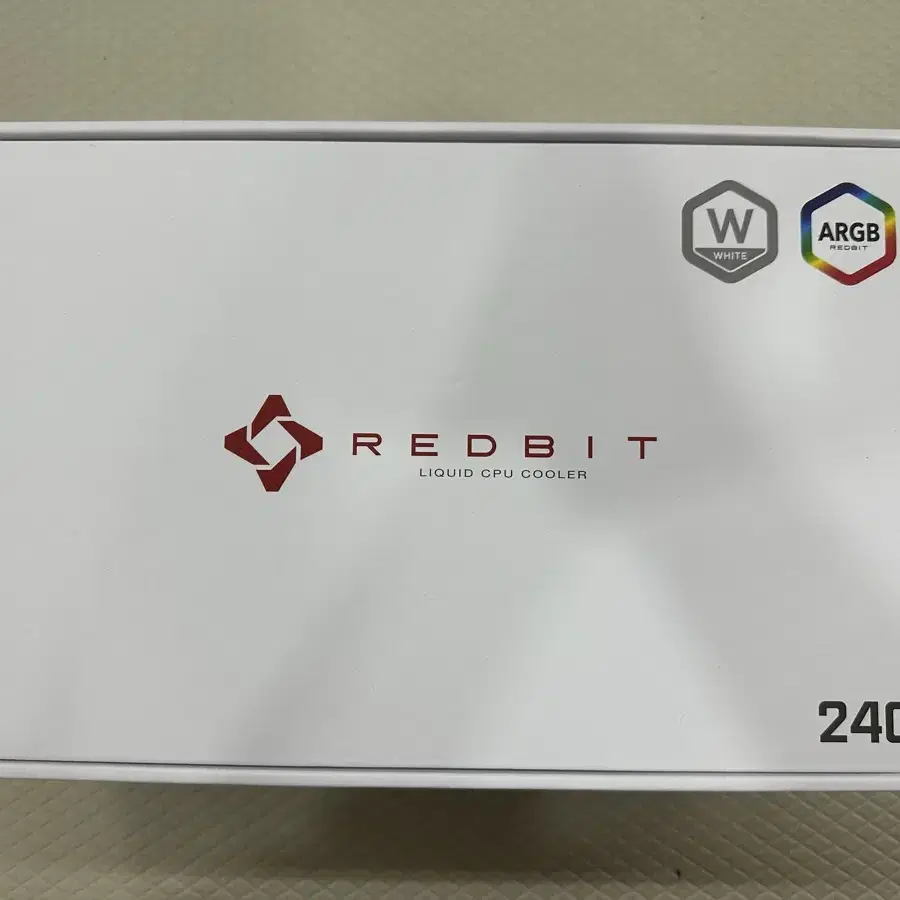 미사용 이엠텍 수냉쿨러 REDBIT 240 ARGB (화이트)