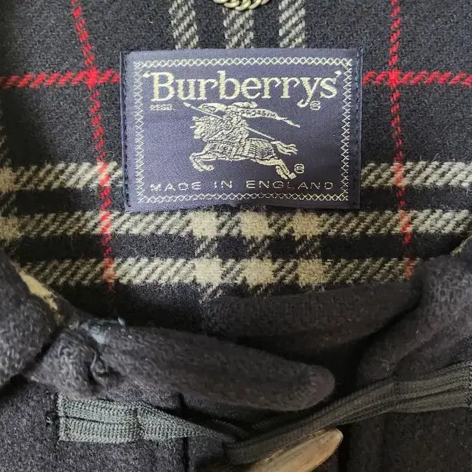 버버리(BURBERRY).떡볶이코트.상태최상