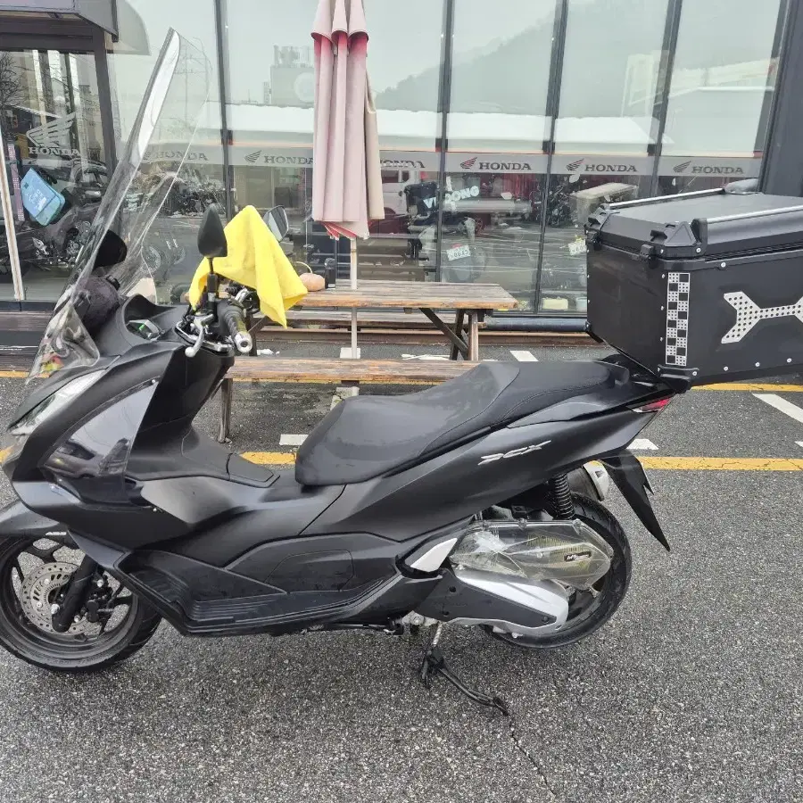 pcx125  24년식 판매합니다.