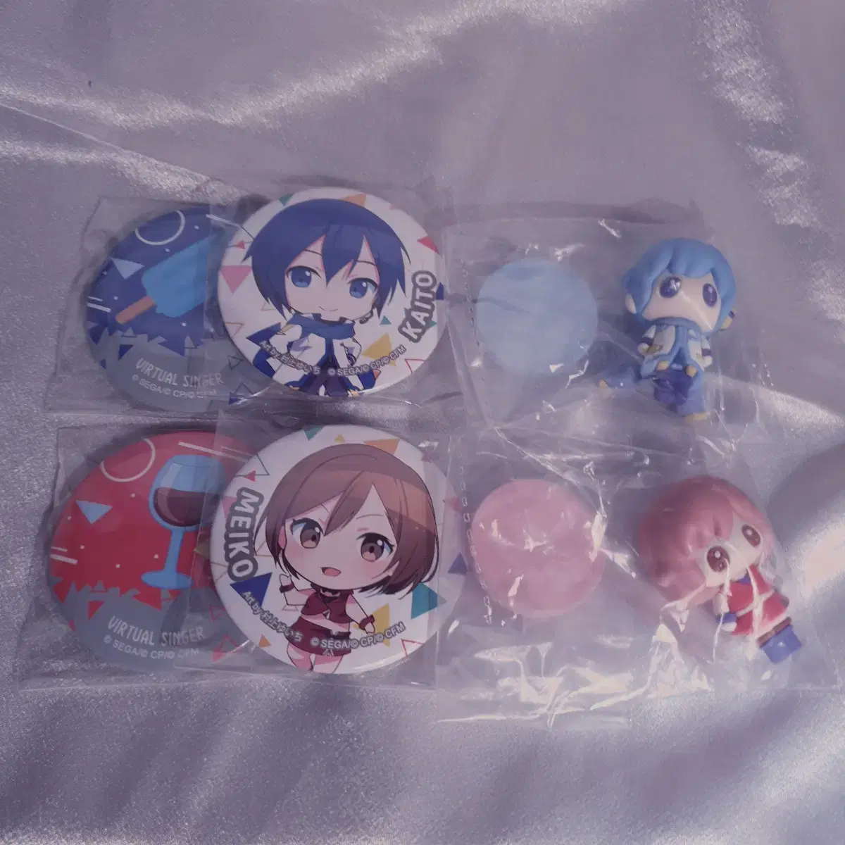 Vocaloid Kaito Meiko Can Badge Mini Rubber Figure Can Badge in Bulk