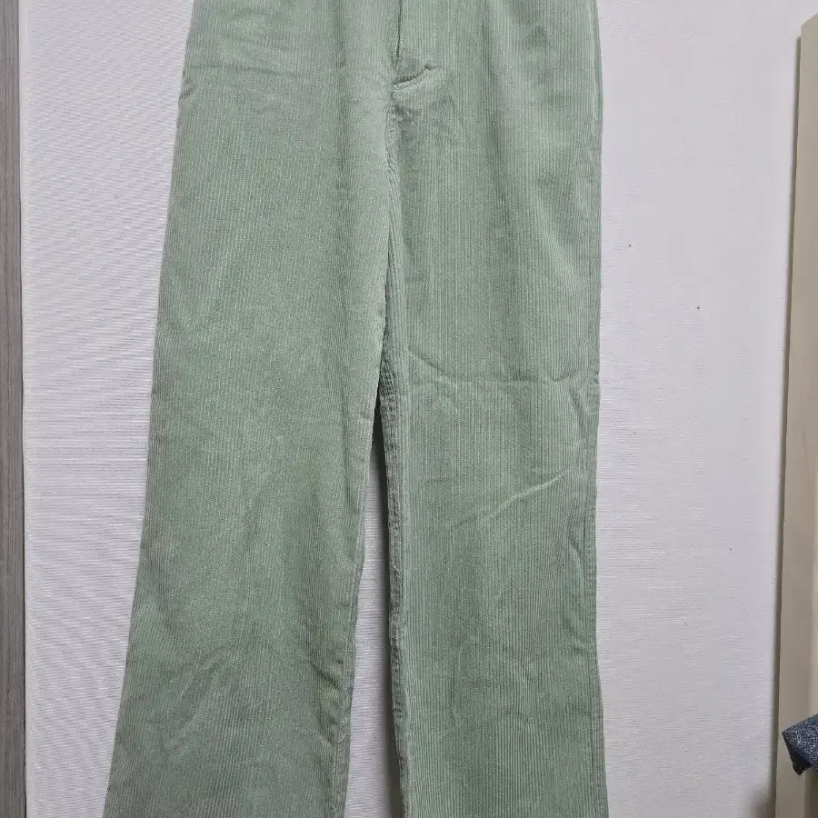 (가격인하) 마리떼 프랑소와 저버 corduroy pants mint