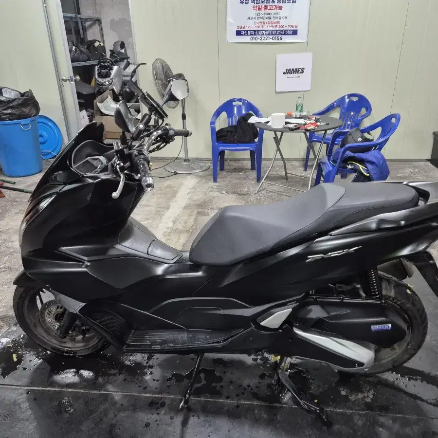 부산 PCX125 (2023년식) 275만원 상태A급