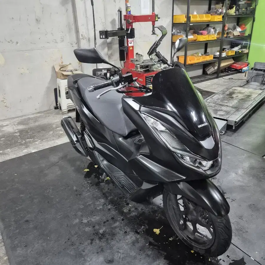 부산 PCX125 (2023년식) 275만원 상태A급