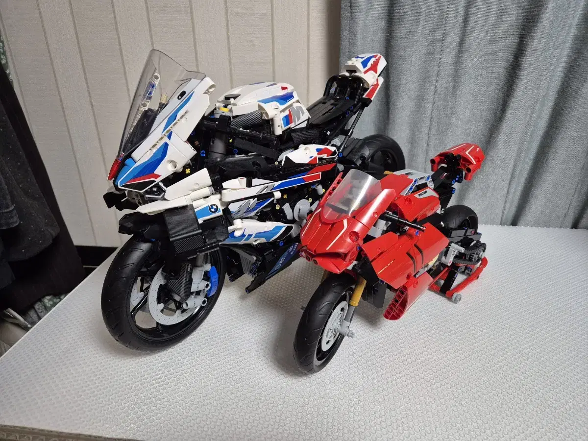 Sell your LEGO motorcycle