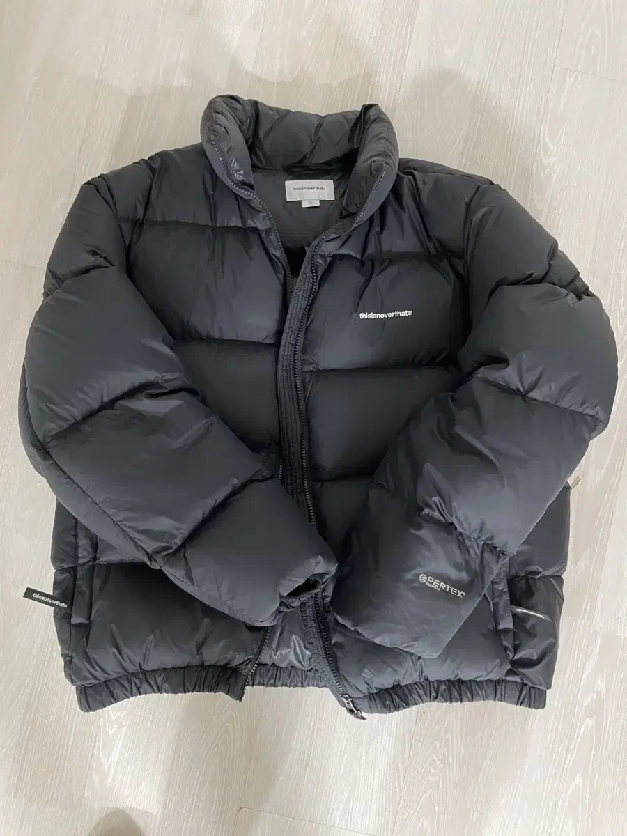 디스이즈네버댓 PERTEX T Down Jacket M 사이즈