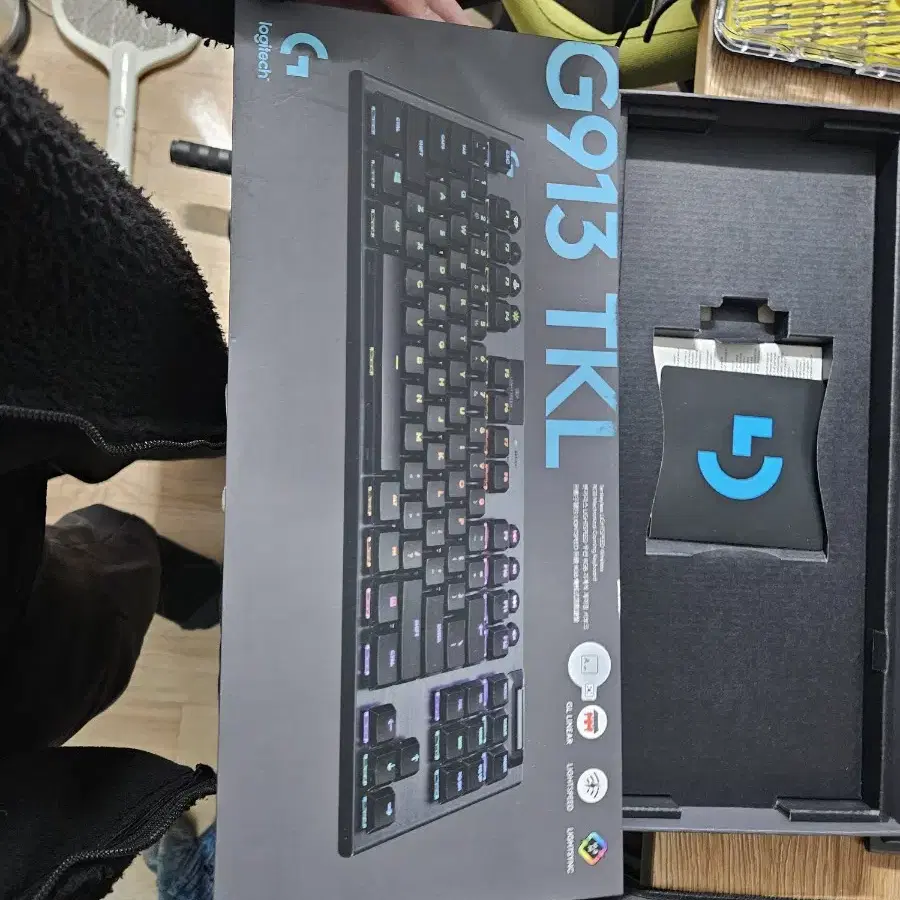 g913tkl 5만 팝니다. 적축