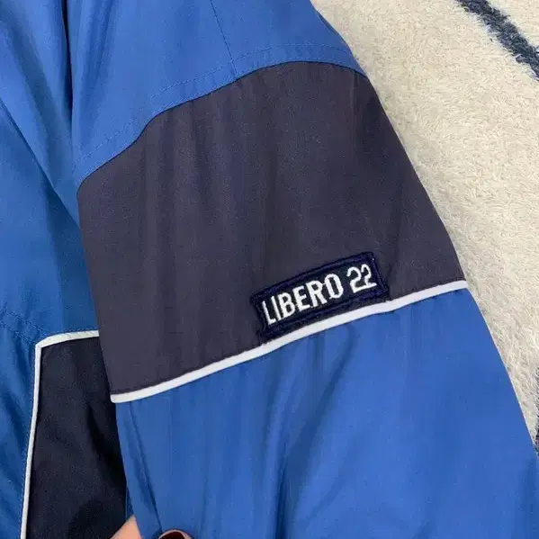 아디다스 LIBERO22 90'S 올드스쿨 누빔 자켓 100