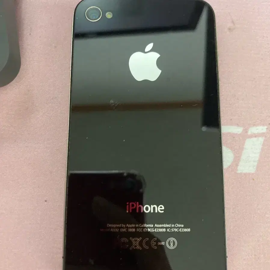 iPhone4 16GB Black 40006