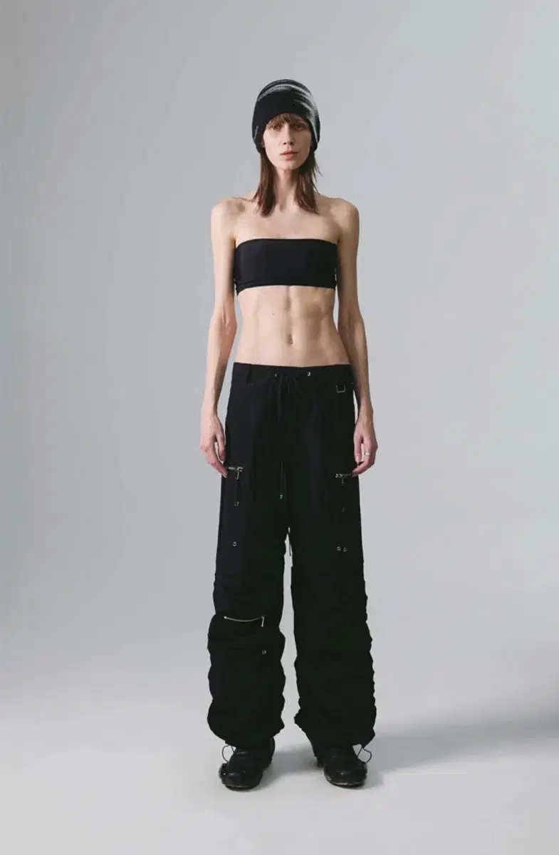 나체 PUCKERING JOGGER PANTS (UNISEX)