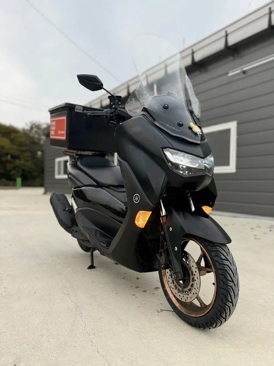 23년식 야마하 Nmax125 3만km 깔끔한 차량 판매합니다.