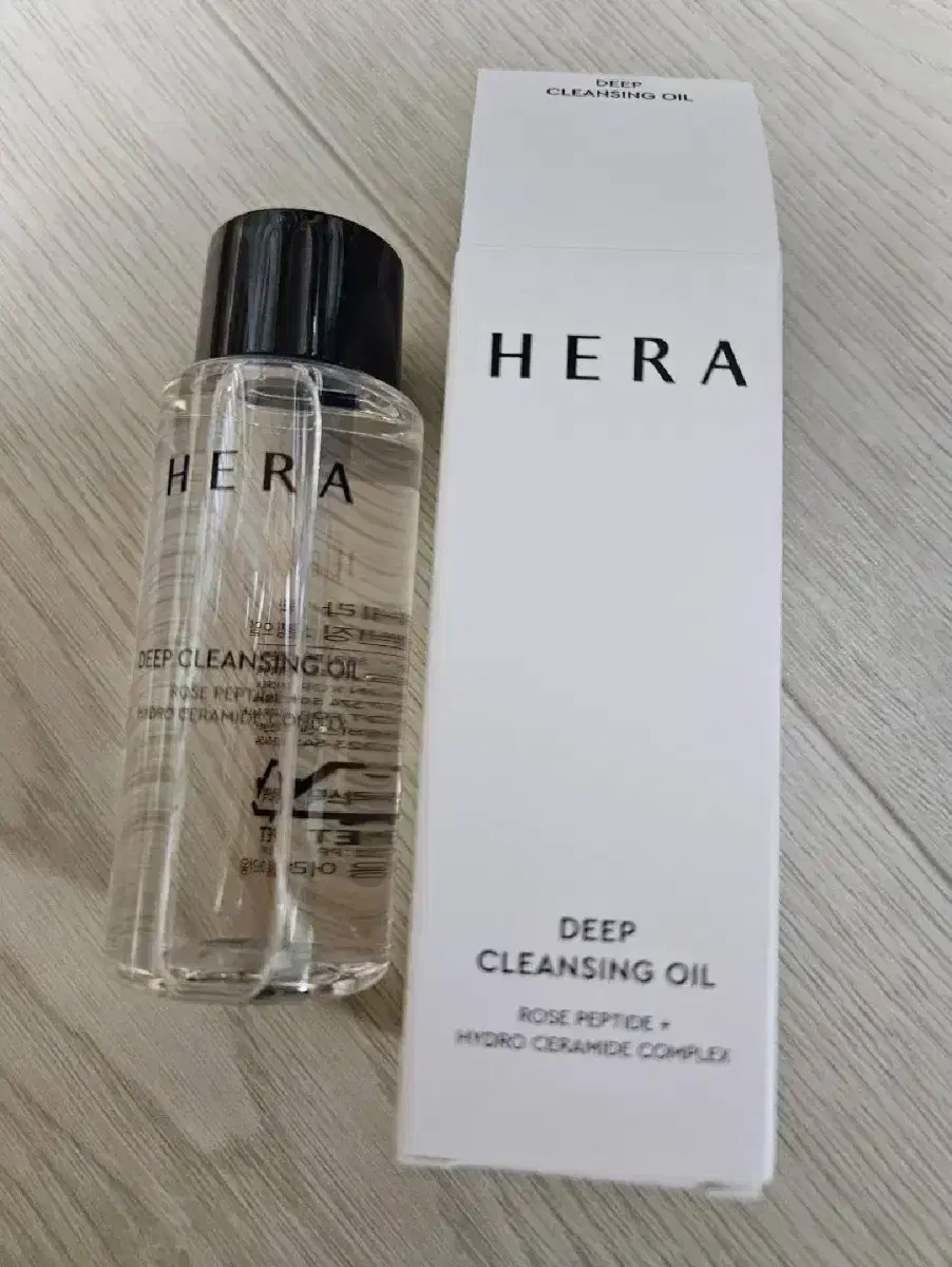 Hera Deep Cleansing Oil