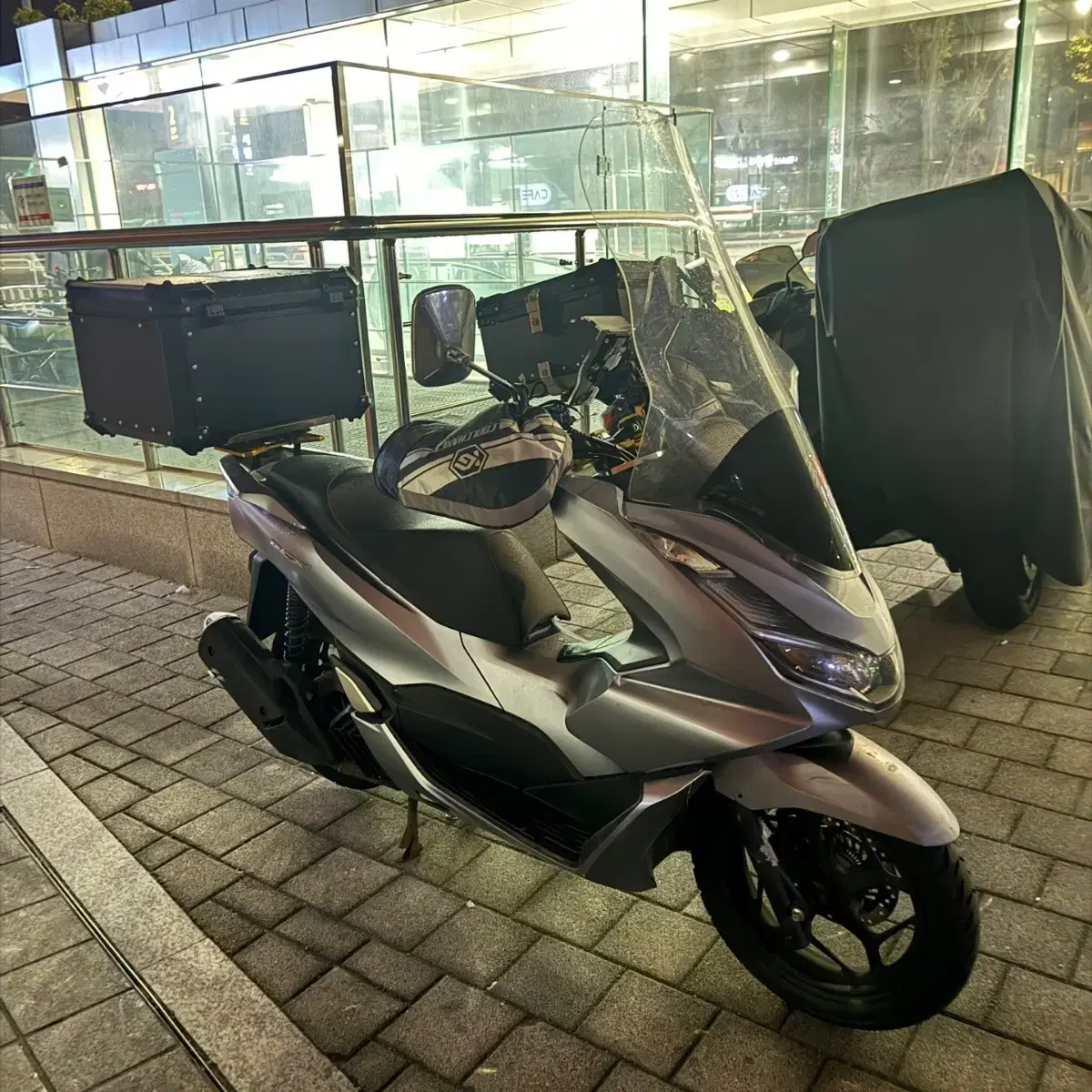 pcx 21년식 abs 판매합니더