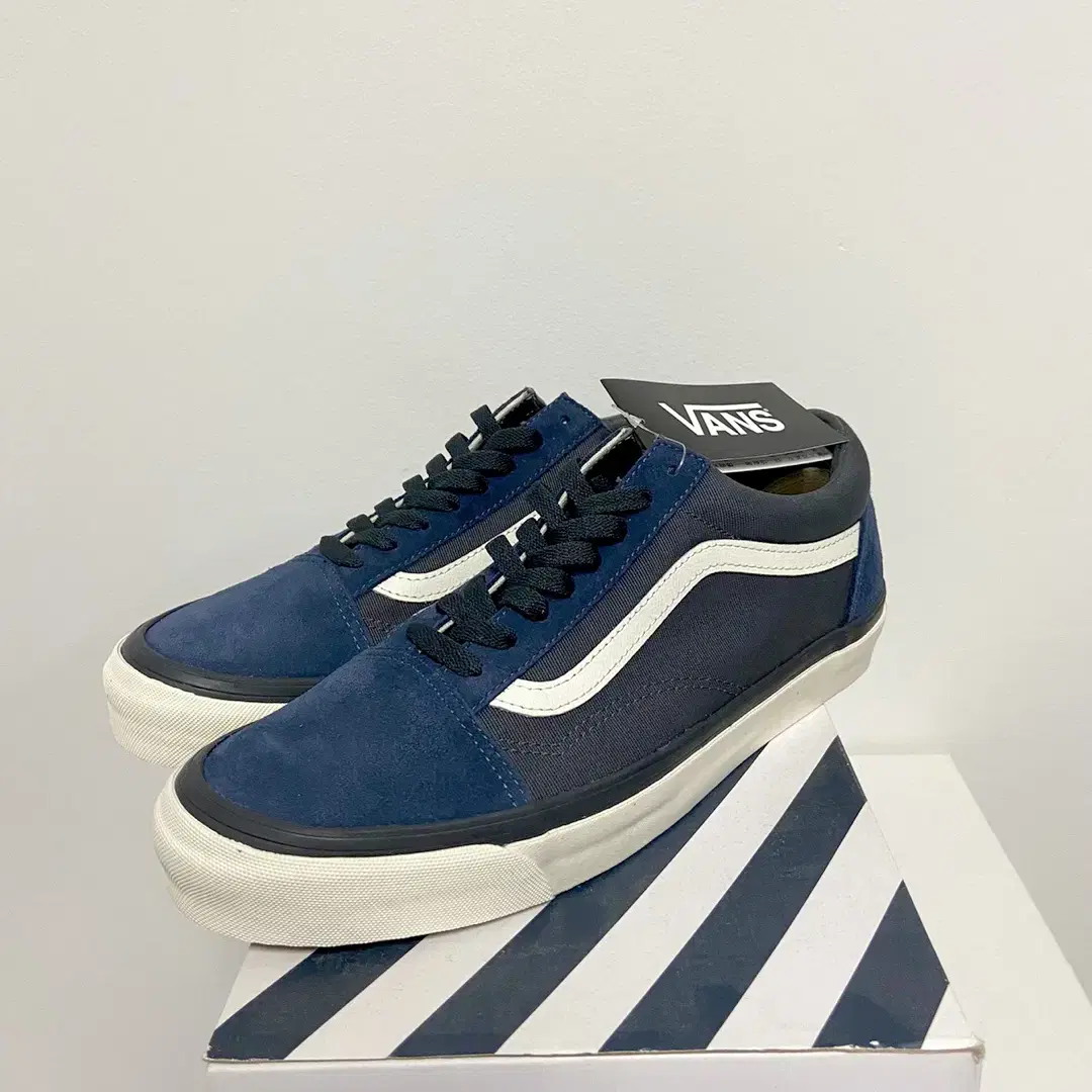 반스볼트 X 더블탭스 WTAPS 올드스쿨 블루 280