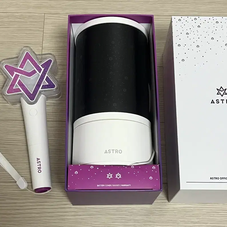 아스트로 로봉이 1세대 응원봉 무드등 세트 팝니다(양품)