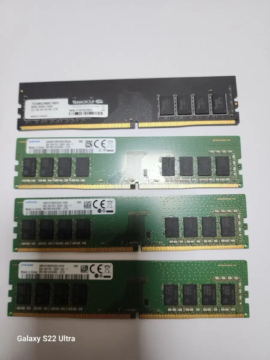 삼성메모리카드8GB DDR4 2666V 개당15000원 외산8GB DDR